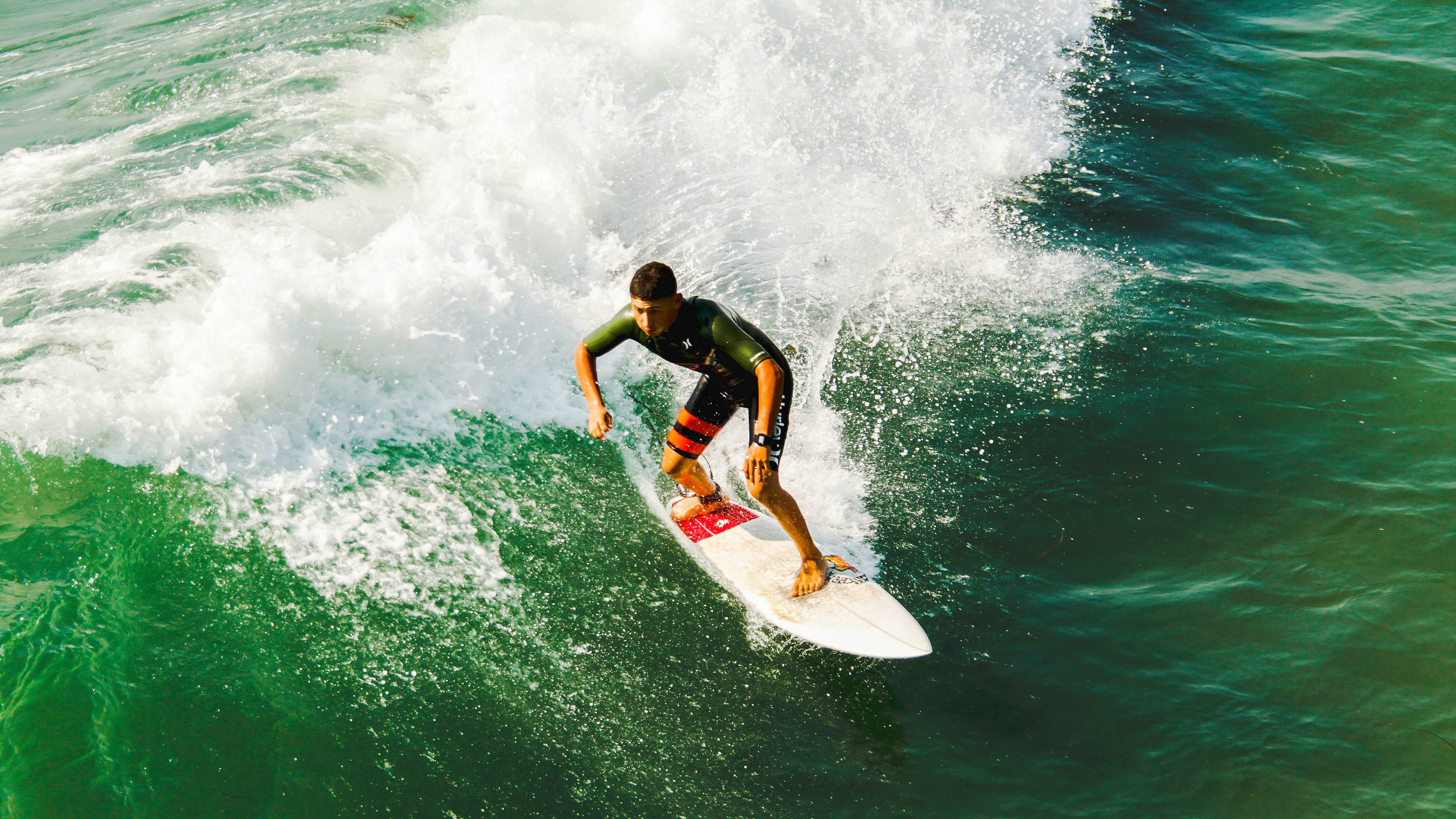 “智慧裁判”系统在青少年比赛中试点，提升判罚公正性，智慧审判系统
